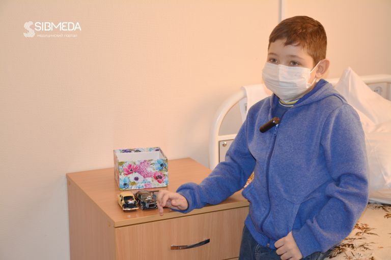 Новосибирские хирурги впервые выполнили операцию по пересадке ребёнку двух органов от посмертного донора