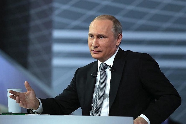 Владимир Путин поручил Минздраву организовать допуск родственников пациентов в реанимации