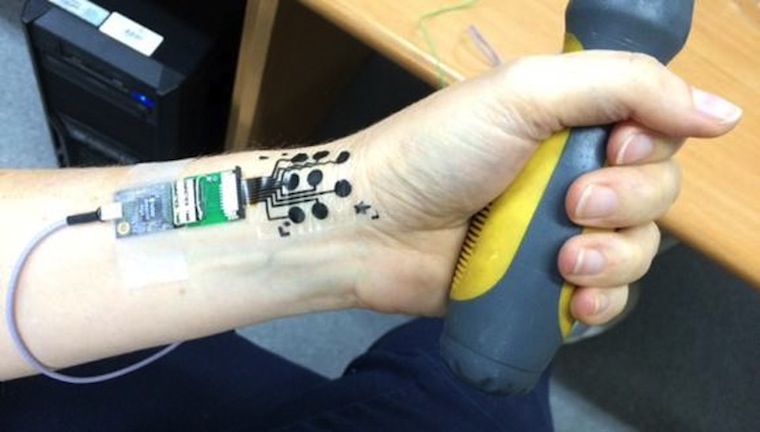 Ультратонкая электрическая татуировка поможет в диагностике заболеваний нервной системы