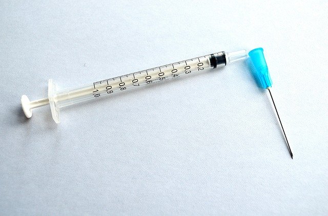 Вакцинация от коронавируса начнется в августе