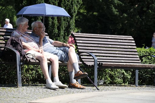 Пенсионный возраст в России могут повысить уже с 2019 года 