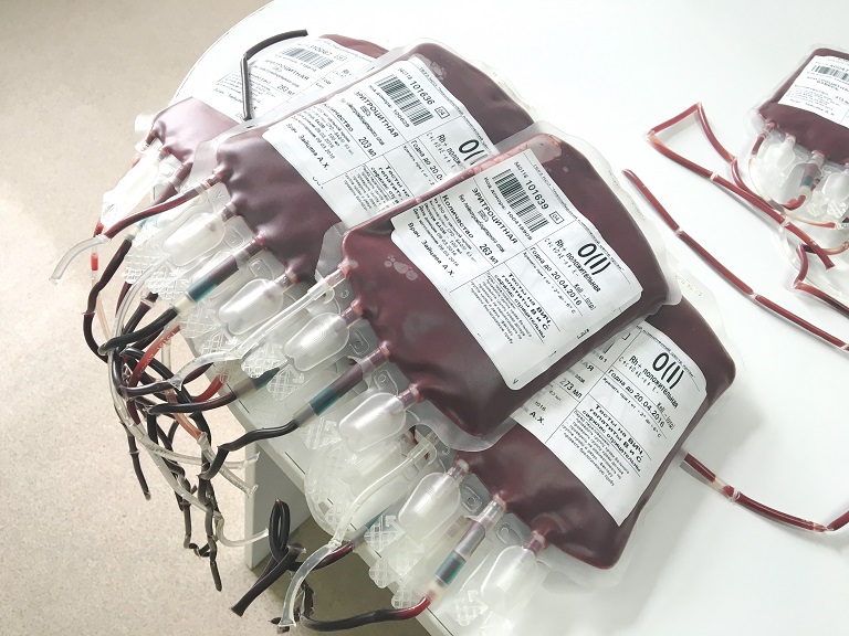 Новосибирцев приглашают помочь людям, нуждающимся в переливании крови