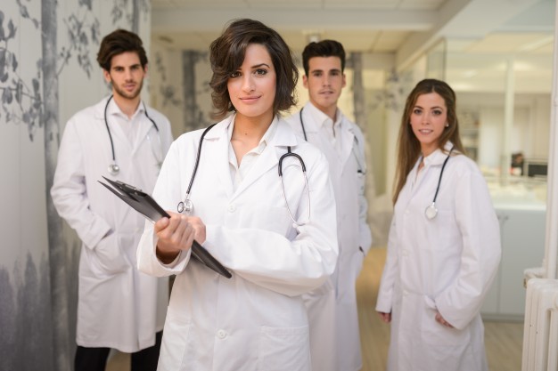 Как найти и удержать ценных сотрудников в медицинском учреждении?