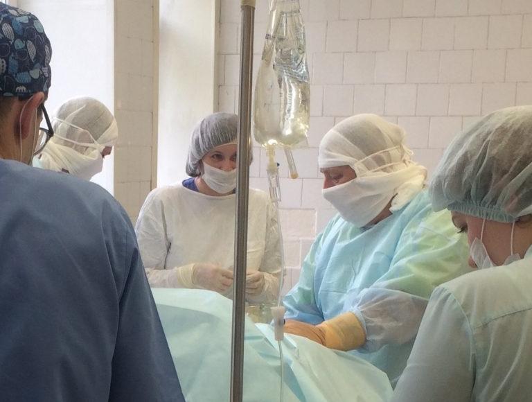 В новосибирской ГКБ №25 вновь начали проводить операции по эндопротезированию тазобедренных суставов