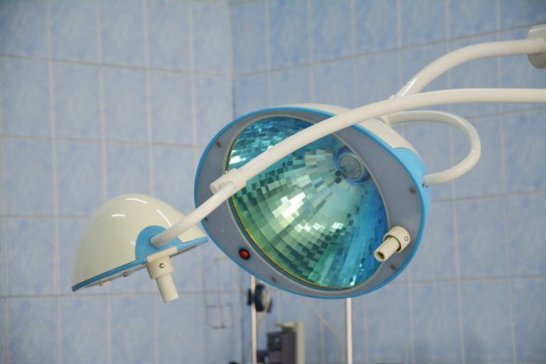 Впервые операции по трансплантации почек проведены с помощью робота-хирурга