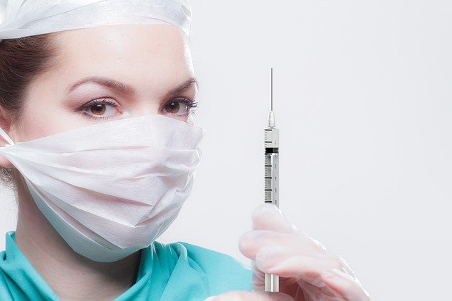 Рассматривается законопроект о бесплатной вакцинации в частных медцентрах