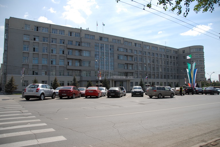 В Новосибирске приняты меры по повышению эффективности борьбы с COVID-19