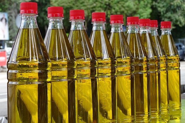 Специалисты Роскачества исследовали российское подсолнечное масло на содержание канцерогенов