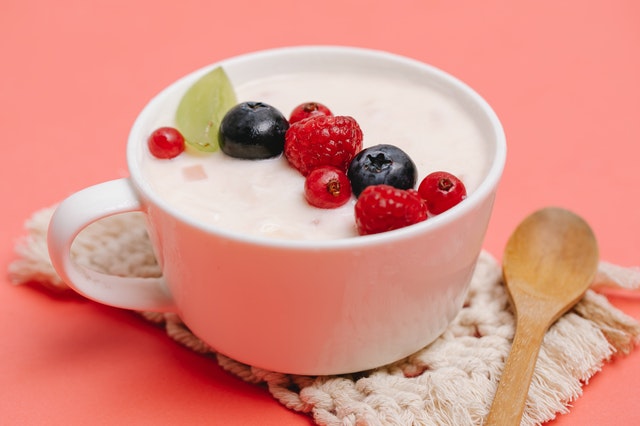 Сколько в «правильном» йогурте должно быть сахара и жиров?