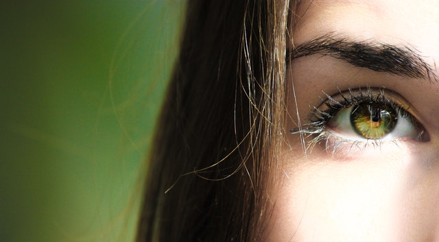 Синдром сухого глаза могут вызывать повседневные бытовые ритуалы