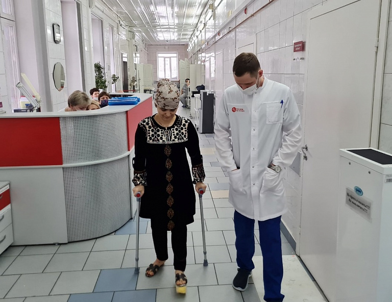 Новосибирские хирурги прооперировали миниатюрную пациентку с непростым случаем
