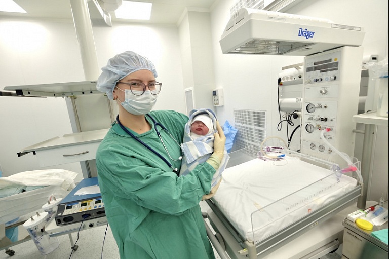 В Новосибирском перинатальном центре появился на свет первый ребёнок