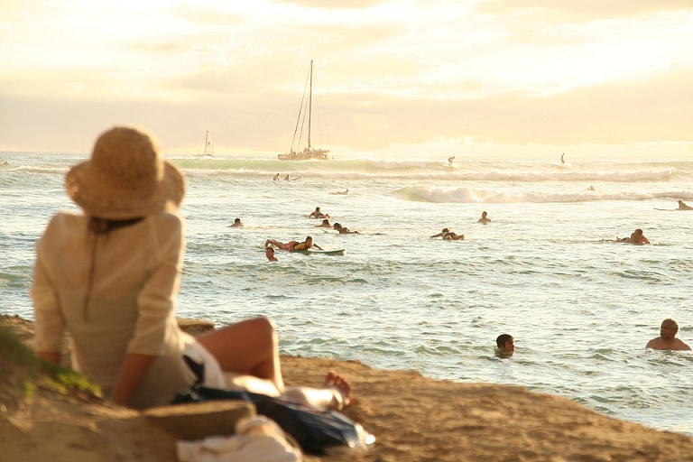 На Гавайях хотят запретить продажу солнцезащитных средств