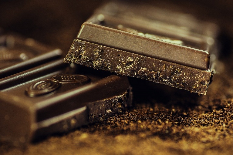 Эксперты сравнили качество шоколада известного бренда, приобретённого в России и Европе