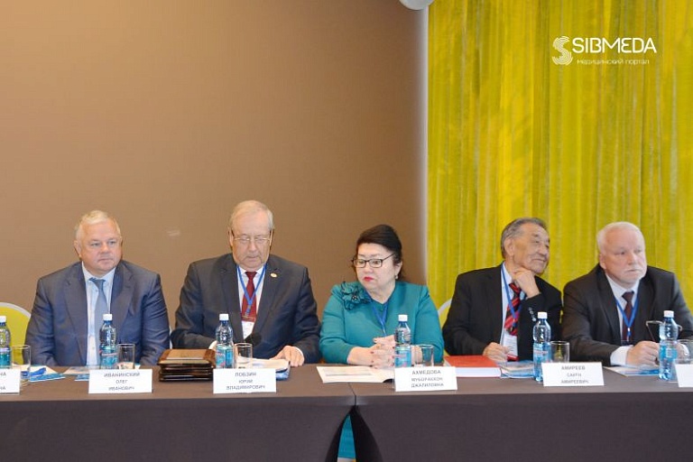 Впервые в Новосибирске проходит Конгресс Евро-Азиатского общества по инфекционным болезням