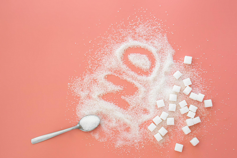 Эндокринолог назвала три признака чрезмерного употребления сахара