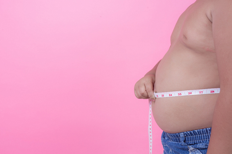 Учёные рассказали о высоких рисках передачи ожирения по наследству