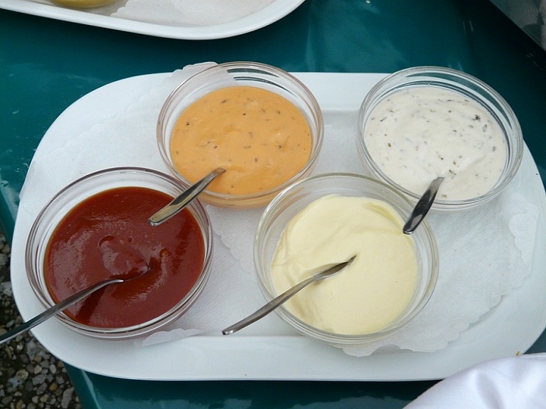Специалисты Роскачества назвали 3 марки шашлычного кетчупа без крахмала