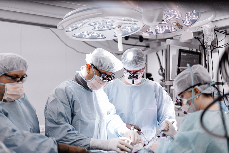 Новосибирские кардиохирурги выполнили уникальную операцию