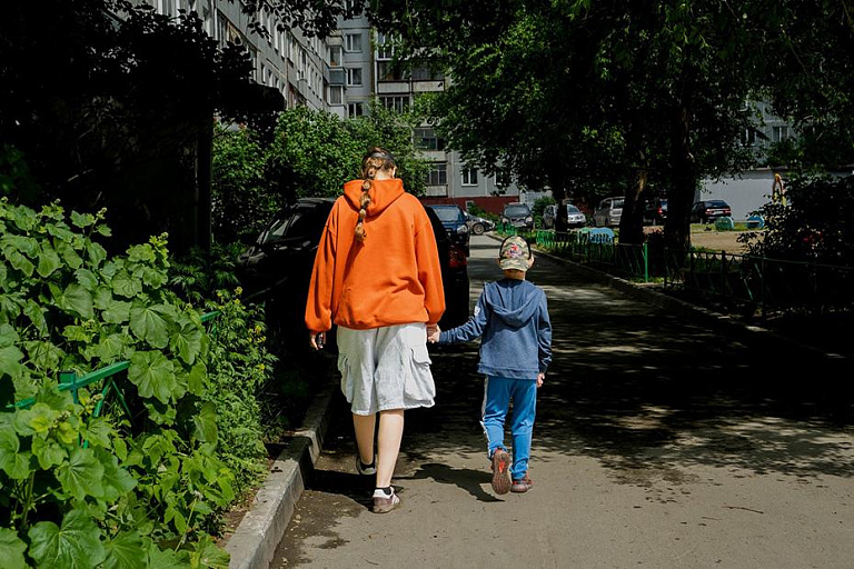 Юный новосибирец с поражением ЦНС нуждается в помощи