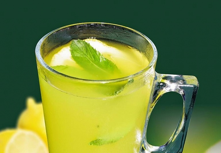 Производители лимонада «Тархун» скрывают использование пищевых красителей