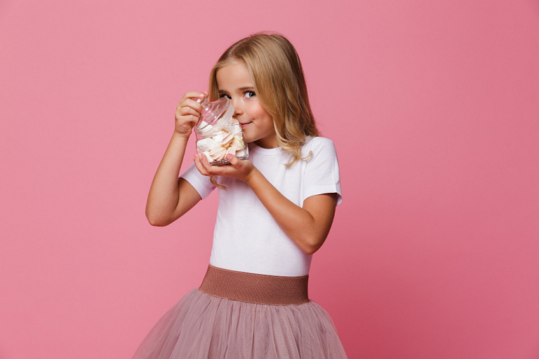 Сколько конфет можно съесть ребёнку без вреда для здоровья?