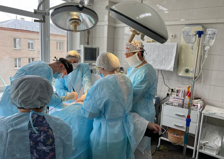 В Новосибирске пациентке одномоментно удалили опухоли в обеих молочных железах