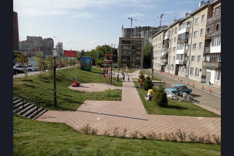 В Новосибирске открылся «умный сквер»