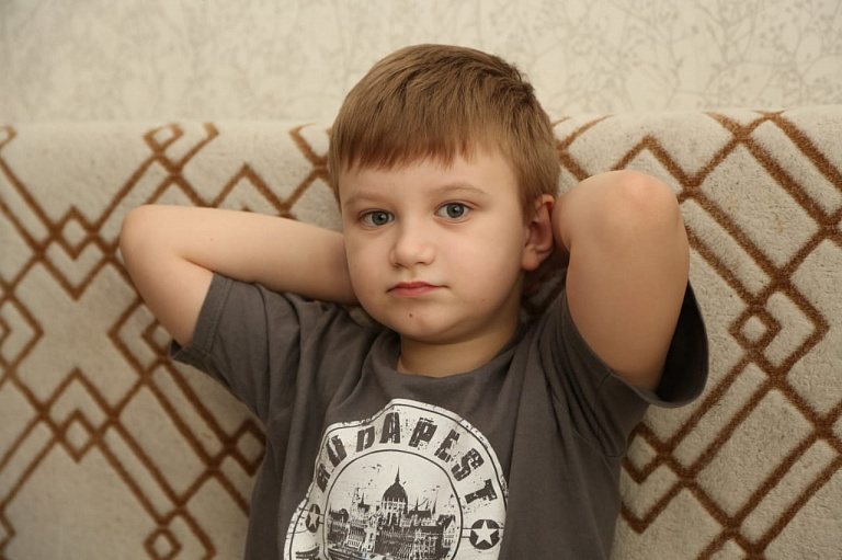 «Хрустальному» ребенку из Новосибирска требуется помощь