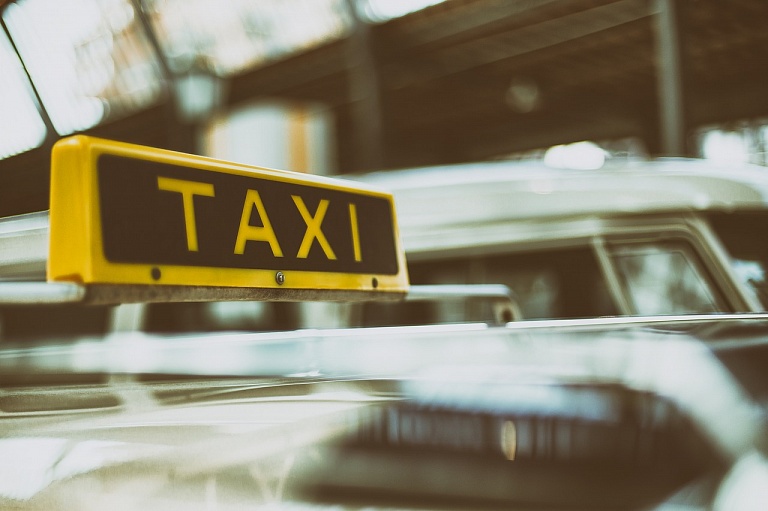 Новосибирцы могут воспользоваться услугами социального такси